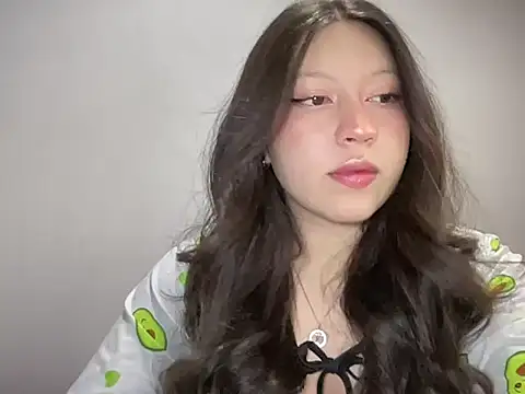 Rachel James   online show from 27, 11, 2025