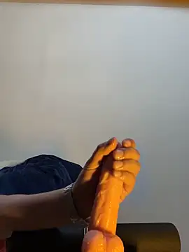 Snapshot of CatDogAlexxx chatting on 27, 11, 2025 CatDogAlexxx online show from 27, 11, 2025