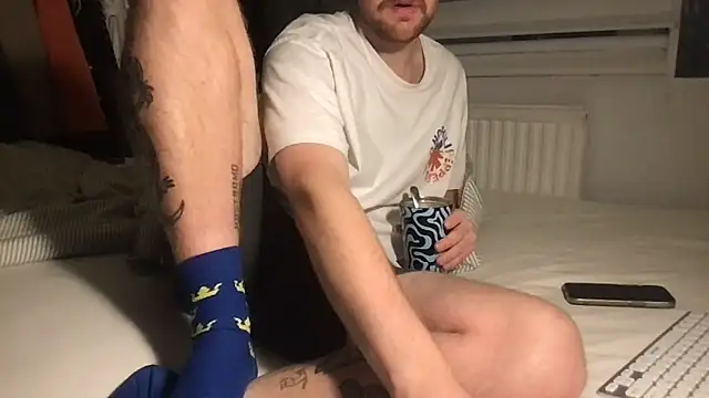 Snapshot of Angus80085 chatting on 1, 11, 2025 Angus80085 online show from 1, 11, 2025