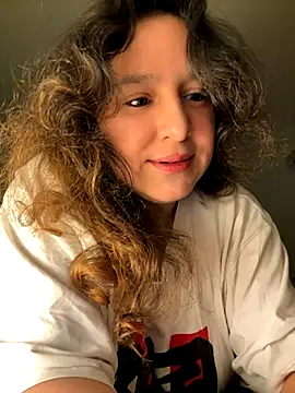 Luisaa rosee online show from 30, 10, 2025