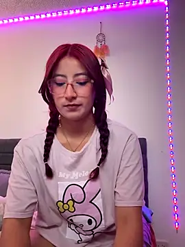 Snapshot of saramooon chatting on 20, 11, 2025 saramooon online show from 20, 11, 2025