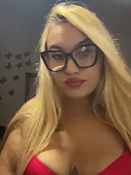 Snapshot of Rhea_calvert1 chatting on 1, 10, 2025 Rhea calvert1 online show from 1, 10, 2025