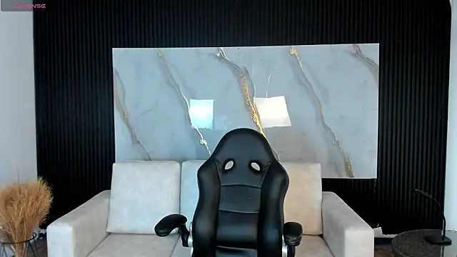 VenusCooper online show from 5, 11, 2025