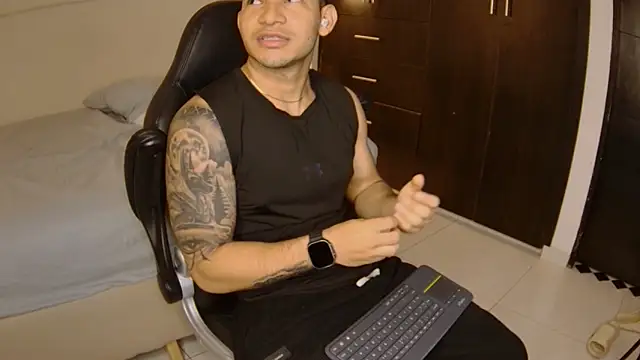 Snapshot of venedic_bull chatting on 5, 2, 2026 venedic bull online show from 5, 2, 2026