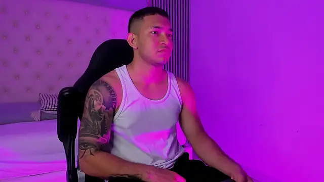 Snapshot of venedic_bull chatting on 12, 2, 2026 venedic bull online show from 12, 2, 2026