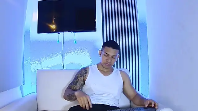 Snapshot of venedic_bull chatting on 14, 2, 2026 venedic bull online show from 14, 2, 2026