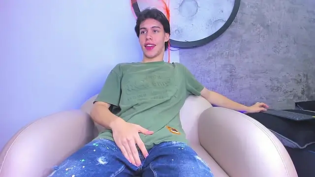 Lucian grey online show from 27, 10, 2025