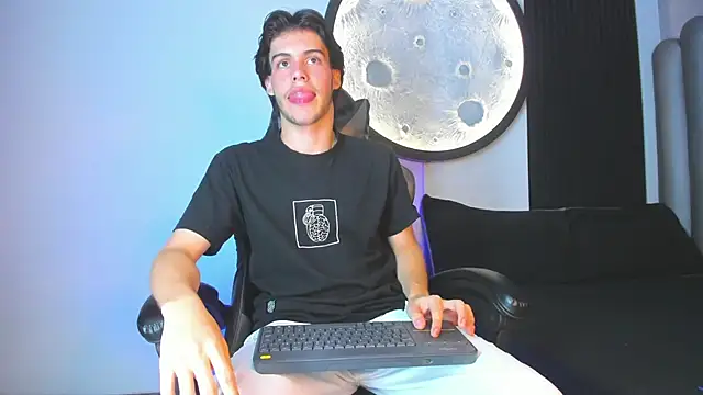 Lucian grey online show from 8, 11, 2025