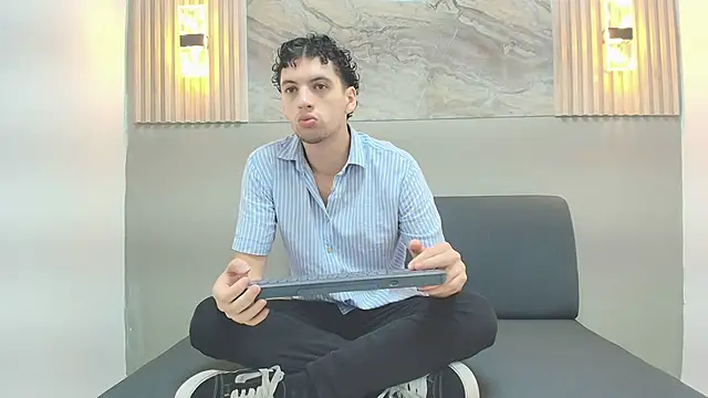 ISRAEL GRAY online show from 7, 10, 2025