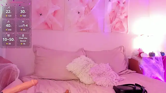 Snapshot of Nikolbrice chatting on 18, 10, 2025 Nikolbrice online show from 18, 10, 2025