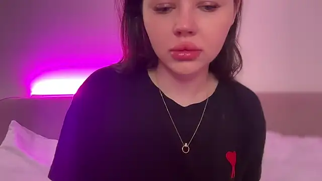 AlmaryKim online show from 11, 2, 2026