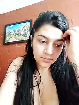 Snapshot of alejitasweet chatting on 8, 10, 2025 alejitasweet online show from 8, 10, 2025