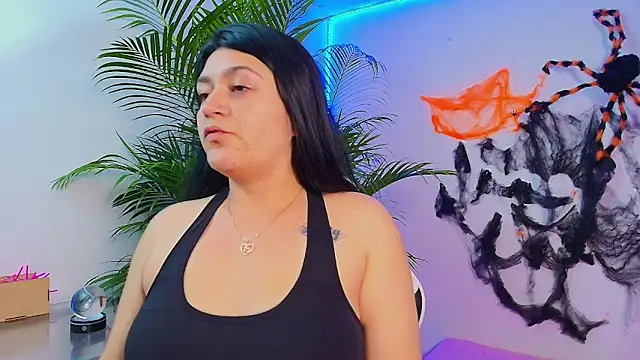 Snapshot of alejitasweet chatting on 19, 10, 2025 alejitasweet online show from 19, 10, 2025