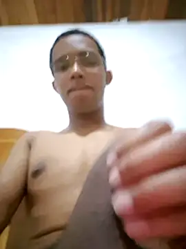 Snapshot of Mikael_1357 chatting on 16, 3, 2026 Mikael 1357 online show from 16, 3, 2026