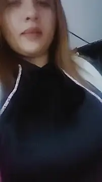 Snapshot of EvelynVega0 chatting on 16, 11, 2025 EvelynVega0 online show from 16, 11, 2025