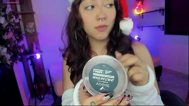 Snapshot of Kora_Red69 chatting on 4, 12, 2025 Kora Red69 online show from 4, 12, 2025