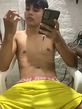 Snapshot of Thiagox03 chatting on 4, 11, 2025 Thiagox03 online show from 4, 11, 2025