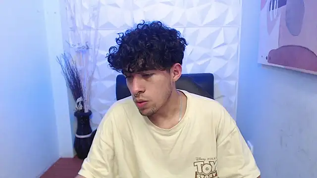 Liil boy online show from 24, 10, 2025