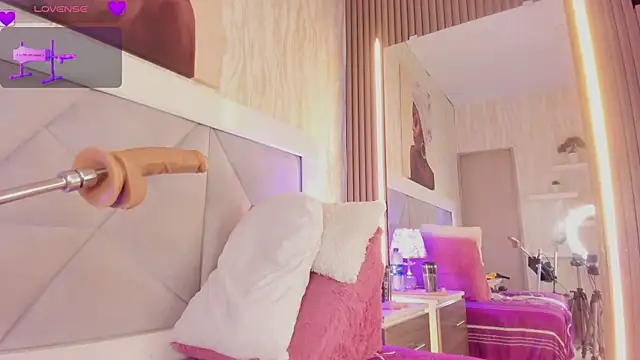 gaiasexxx online show from 10, 10, 2025