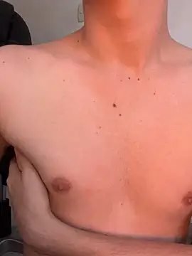 Snapshot of LiamMyst chatting on 8, 10, 2025 LiamMyst online show from 8, 10, 2025