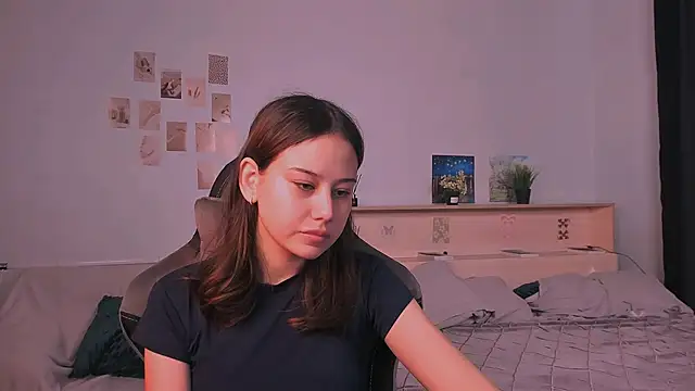 adelle046 online show from 18, 11, 2025