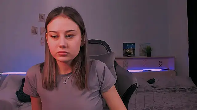 adelle046 online show from 24, 11, 2025