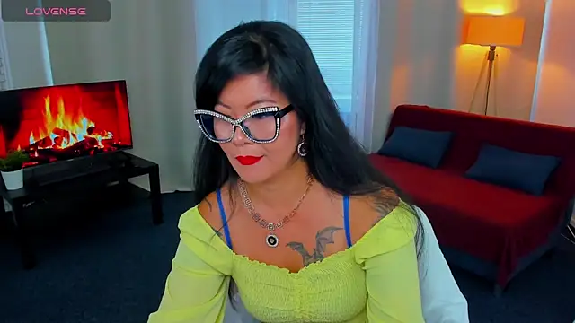 BeckySunday online show from 1, 10, 2025