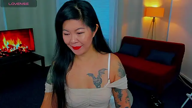 BeckySunday online show from 3, 10, 2025