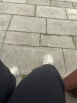 nanaisbackk online show from 16, 2, 2026