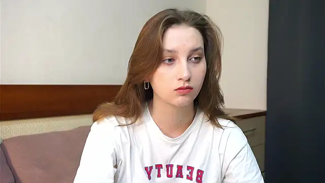 AshleyCristina online show from 6, 10, 2025