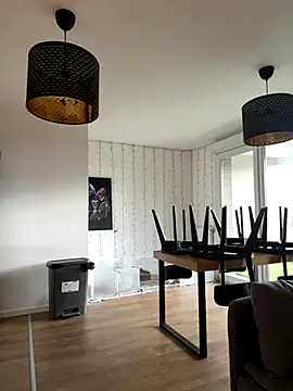 Snapshot of LaPetiteKim chatting on 28, 10, 2025 LaPetiteKim online show from 28, 10, 2025