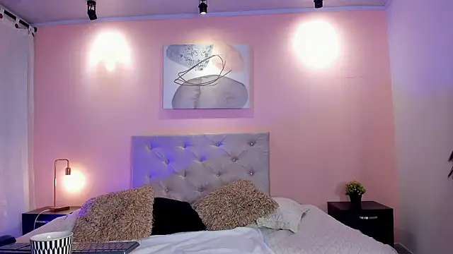 Snapshot of scarlettvelvet_ chatting on 4, 10, 2025 scarlettvelvet online show from 4, 10, 2025