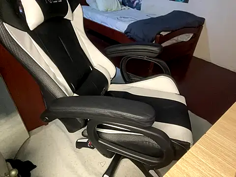 oppaboy online show from 31, 10, 2025