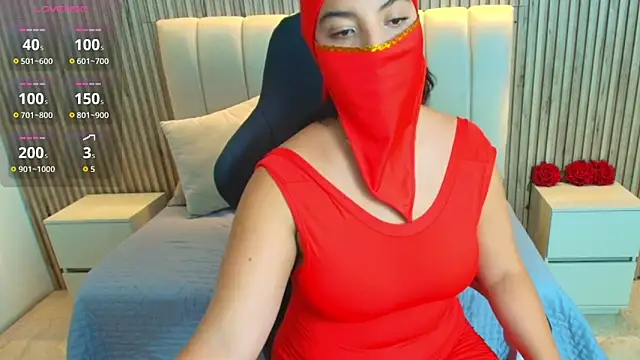 Snapshot of karima_Amin chatting on 6, 10, 2025 karima Amin online show from 6, 10, 2025