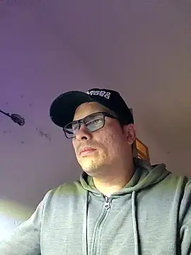 Berbardo0310 online show from 30, 9, 2025