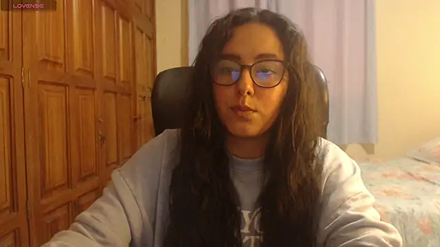 Venus cat  online show from 18, 12, 2025