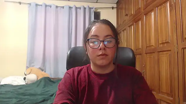 Snapshot of Venus_cat_ chatting on 13, 2, 2026 Venus cat online show from 13, 2, 2026