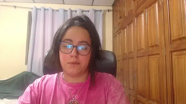 Snapshot of Venus_cat_ chatting on 14, 2, 2026 Venus cat online show from 14, 2, 2026