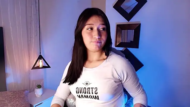 Snapshot of Rubyvixxen_ chatting on 8, 10, 2025 Rubyvixxen online show from 8, 10, 2025