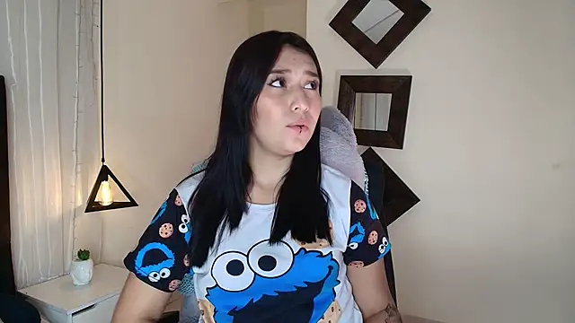 Snapshot of Rubyvixxen_ chatting on 17, 10, 2025 Rubyvixxen online show from 17, 10, 2025