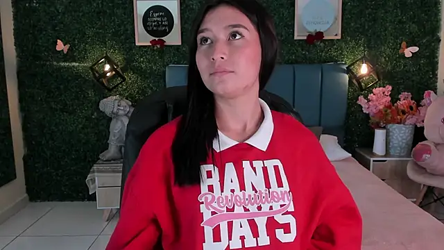 Snapshot of Rubyvixxen_ chatting on 1, 11, 2025 Rubyvixxen online show from 1, 11, 2025