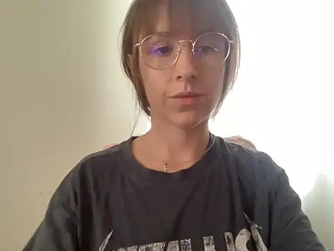Snapshot of SweetblueberryXx chatting on 6, 10, 2025 SweetblueberryXx online show from 6, 10, 2025