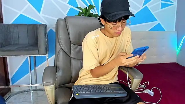 ELCHINO 69 online show from 6, 10, 2025