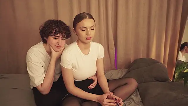 couplesilk online show from 1, 10, 2025
