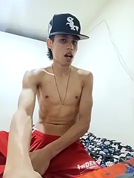 Snapshot of mazo18 chatting on 8, 4, 2026 mazo18 online show from 8, 4, 2026