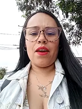 Italia 12 online show from 28, 10, 2025