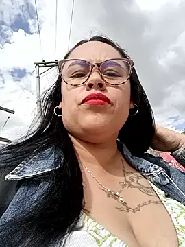 Italia 12 online show from 1, 11, 2025