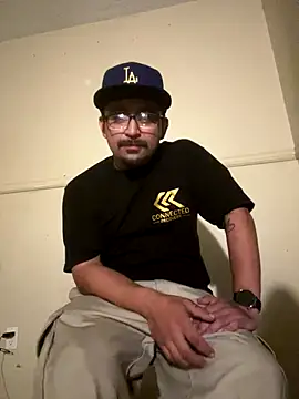 looney2Big online show from 1, 10, 2025