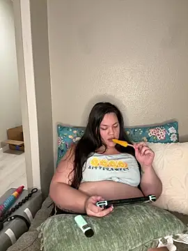 BrattyKrystal online show from 4, 10, 2025