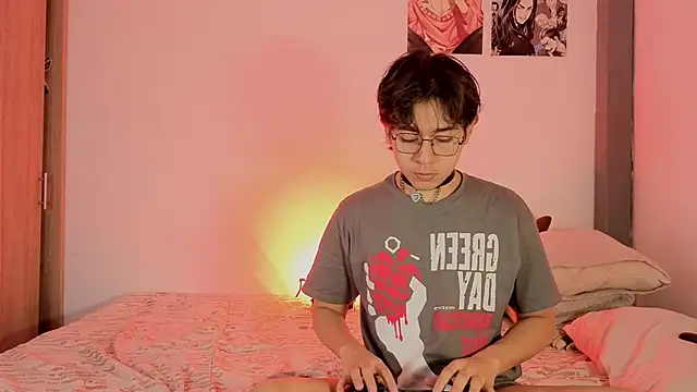 Darcy and Stolas online show from 6, 11, 2025